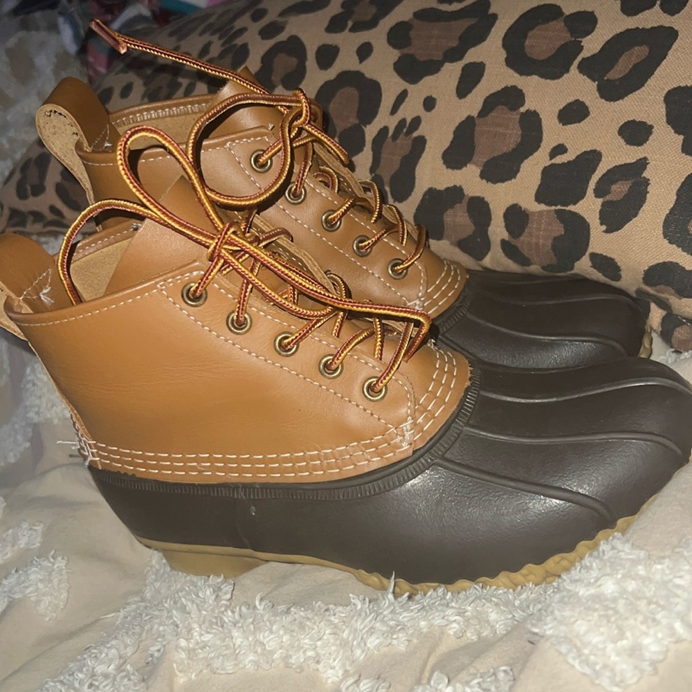 L.L. Bean duck boots  Euc sz 8